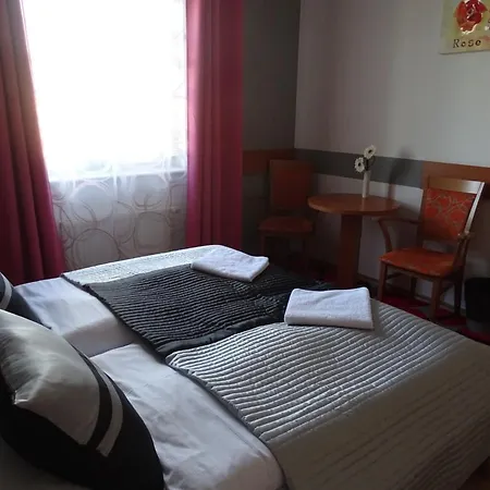 Rose Hotel 3*